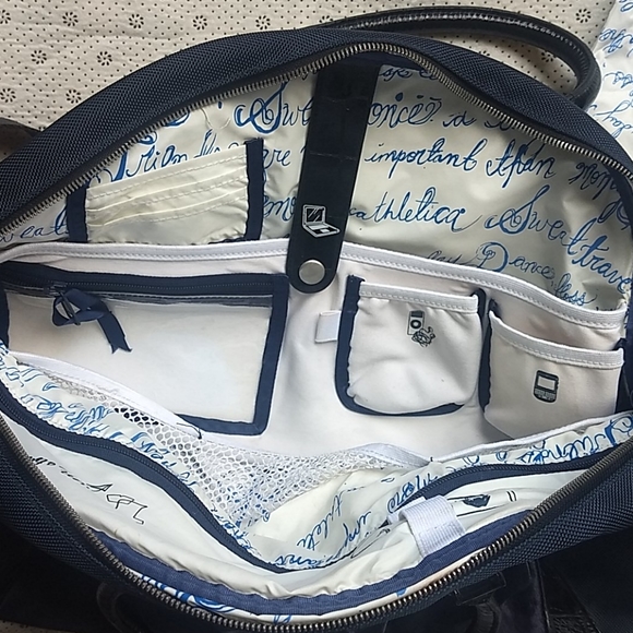 Rare Lululemon Vintage Gym Bag - Picture 6 of 15